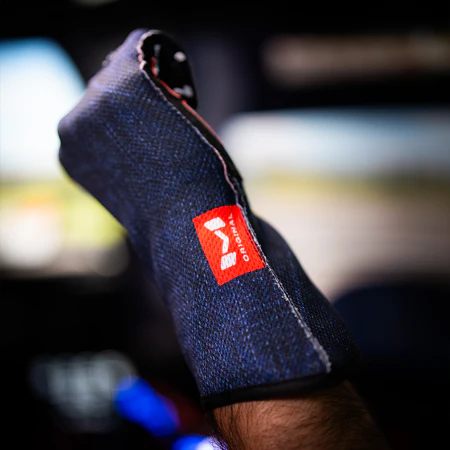 Aura Pro Canadian Tuxedo Gloves - Image 3